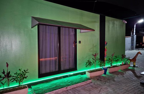 Foz do Iguacu House | Casa Container Natureza Concept