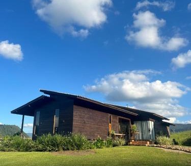 Bom Retiro House | Casa da Colina - Campo Novo