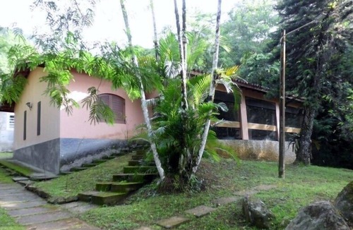 Maranduba House | Casa Da Mata - Secluded, with excellent Wi-Fi. Sitio Araribá between the mountains and the sea.