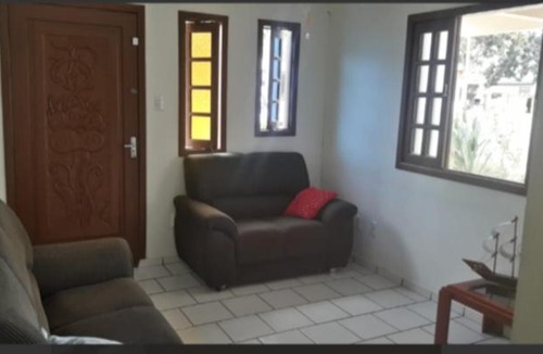 Ze Amandio House | Casa de Temporada em Bombas Sergio