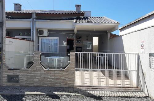 Itapoa House | Casa do Guina Itapoá SC