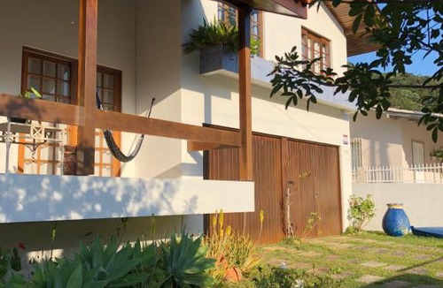 Zimbros House | Casa em Bombinhas, zimbros