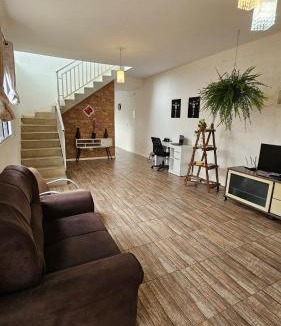 Cotia House | Casa em Cotia Tranquila e Familiar Thermas Animalia Park CT SP