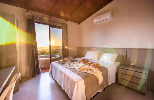 Ribanceira House | Casa exclusiva com a Melhor Vista da Praia do Porto, Jacuzzi privativa e Pet Friendly - perfeita para casais