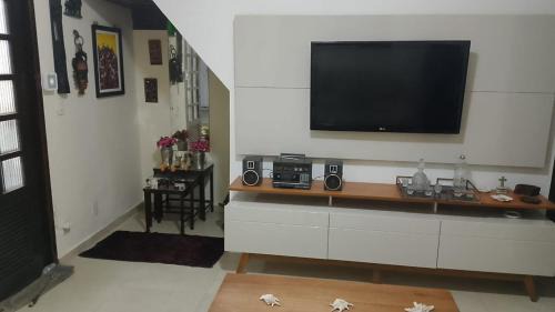 Lagoa Nova House | Casa grande e aconchegante, muito central, aluguel de quartos