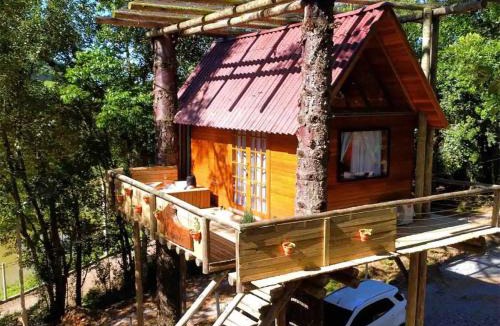 Santa Helena Ski Chalet | Casa na árvore com banheira, piscina, trilha, cavalo