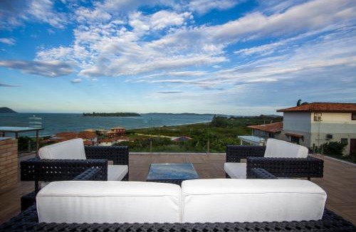 Rasa House | CASA NA PRAIA- BÚZIOS- Condomínio de frente para o mar