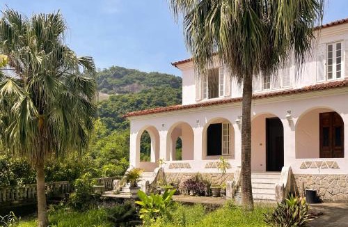 Santa Teresa House | Casa Rocha