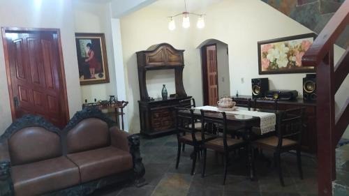 Porto da Roca House | Casan Duplex em Saquarema