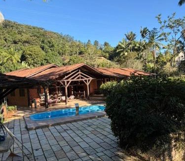 Timbo Villa | Casarão em sítio paradisíaco