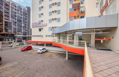 Centro Hotel | Central Canoas Retreat with Free Breakfast l Close to Airport Hubs