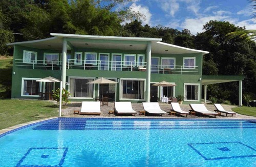 Paraty House | Chácara com piscina em Paraty