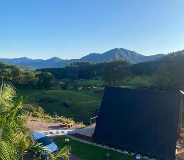 Imarui Ski Chalet | Chalé com Banheira, Piscina e Vista Panorâmica nas Montanhas