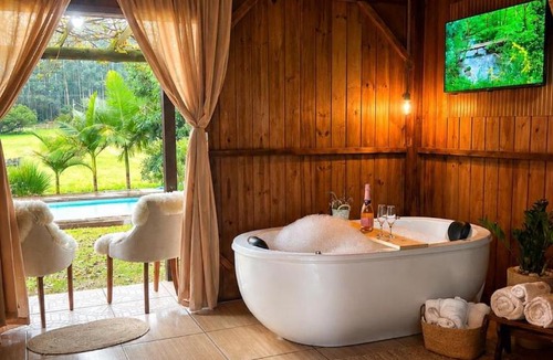 Osorio Ski Chalet | Chalé com Hidro, Lareira e Piscina Privativa