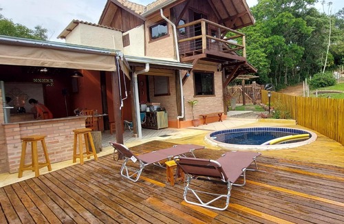 Agua Comprida Ski Chalet | Chalé da Serra