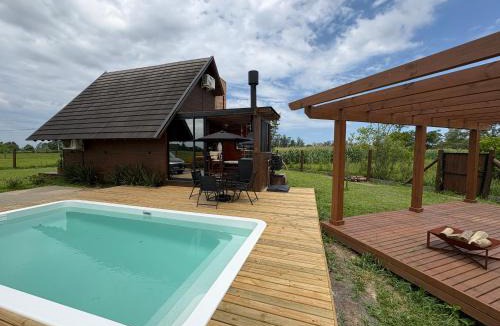 Ararangua Ski Chalet | Chalé Rústico com Piscina Aquecida e Hidro