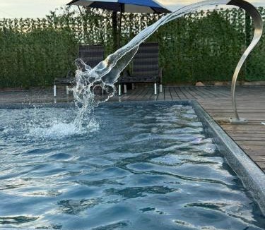 Guarapari Ski Chalet | Chalé Romantico com SPA e Piscina PRIVATIVO