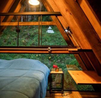 Itamonte Ski Chalet | Chalé sobre o Rio