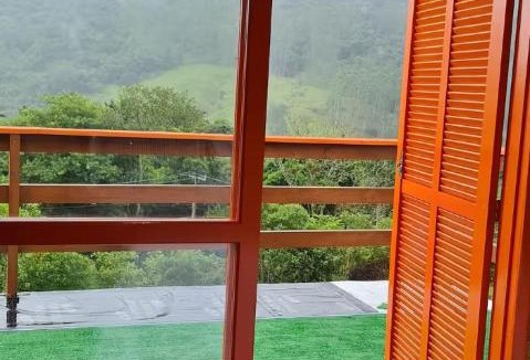 Timbe do Sul Ski Chalet | Chalé Vale das Montanhas