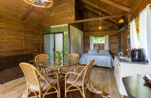 Rio do Sul House | Chal com Wi-fi Vista p o Lago em Meio a Natureza