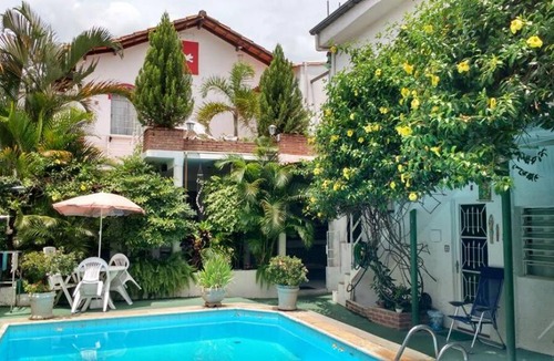 Santa Efigenia Hostel | Chale Mineiro Hostel & Pousada