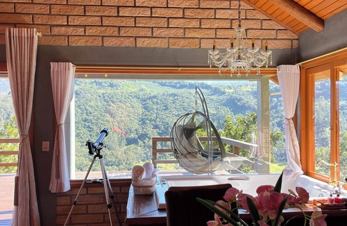 Praia Grande Ski Chalet | Chalet 2 - Mountain Range: Design with Hot Tub in the Canyons - Comfort 7km from the Center
