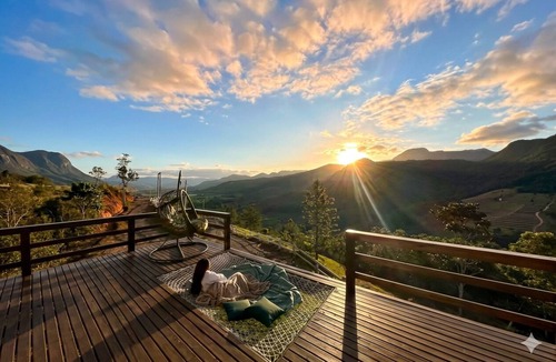 Praia Grande Ski Chalet | Chalet 2 - Mountain Range: Design with Hot Tub in the Canyons - Comfort 7km from the Center
