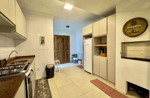 Presidente House | Cinematic view, 2 suites, beachfront.