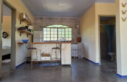Pirenopolis Cottage | Comfort and nature in a country house for five people.