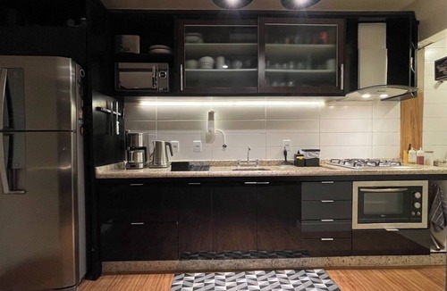 Centro Apartment | Comfort and Sophistication in the City Center: Fully Equipped Apartment with Garage, 2 Bedrooms, and 2 Bathrooms.