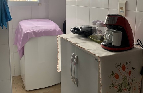 Tupi Apartment | Comfortable 1 bedroom apartment Praia Grande vila tupi