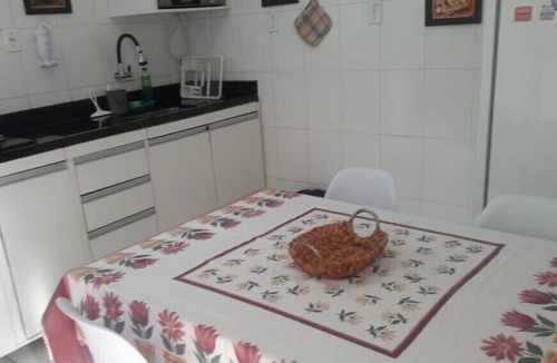 Atalaia House | Comfortable duplex, 3 bedrooms (1 suite), Wi-Fi, air conditioning. 2 minutes from the beach. Cozy.