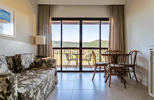 Jurere Apartment | Comfortable Suite in Luxury Resort Jurere JBV141