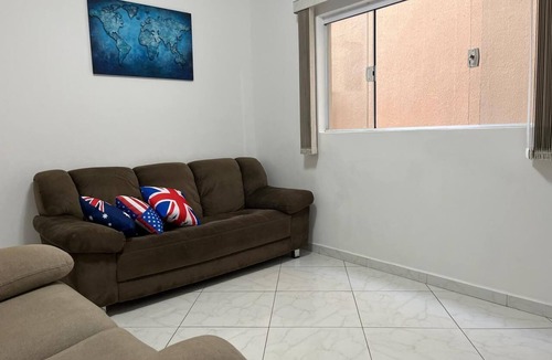 Mogi das Cruzes House | Complete house with private backyard.