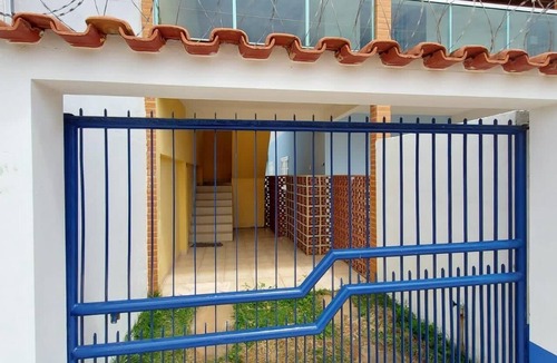 Praia Grande House | Complete house near the beach for up to 13 people.