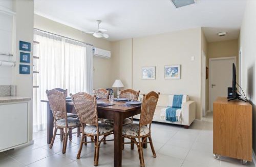 Ingleses Centro Apartment | Cond frente mar com piscina - 15m da praia