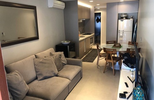Cidade Jardim Tom Condo | Condominium house in Marina, Guarujá.