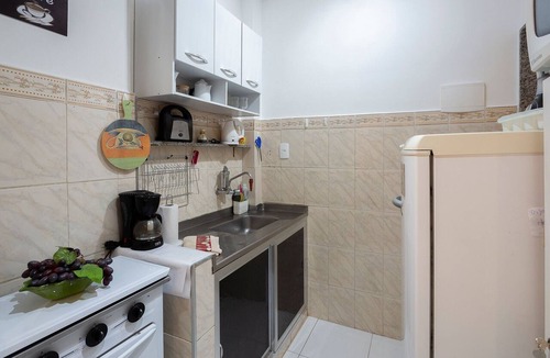 Leme Apartment | Copacabana Beachside Retreat