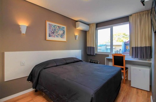 Menino Deus Hotel | Coral Express próximo ao Barra Shopping Sul