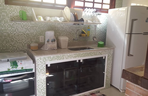 Praia Grande House | Corner house, pleasant and welcoming! Near Praia Grande.