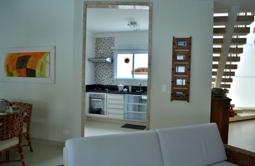 Guarutuba House | Costa do Sol Condominium, 180m from Guaratuba Beach, single-story, 3 suites, air conditioning. WIFI