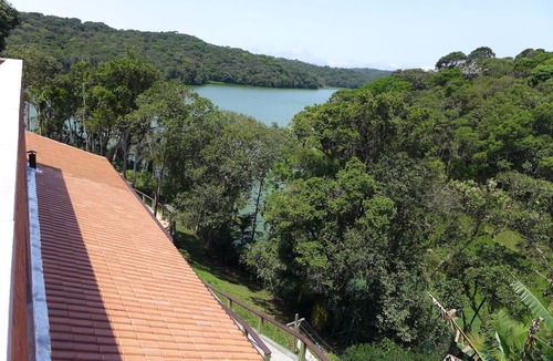 Taquacetuba House | Country house on the reservoir in a gated community in the Serra do Mar mountain range. Riacho Grande 40 min from São Paulo
