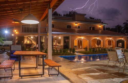 Santana de Parnaiba Cottage | Country house 25 minutes from São Paulo, surrounded by nature and leisure activities for your family!