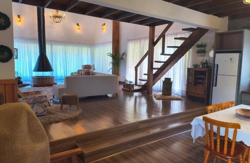 Lages Cottage | Country house in Lages, Aconchego Serrano, with outdoor hot tub.