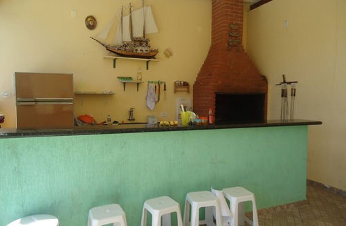 Porto Feliz House | Country house with pool, barbecue, soccer field, snooker, TV, sleeps 30.