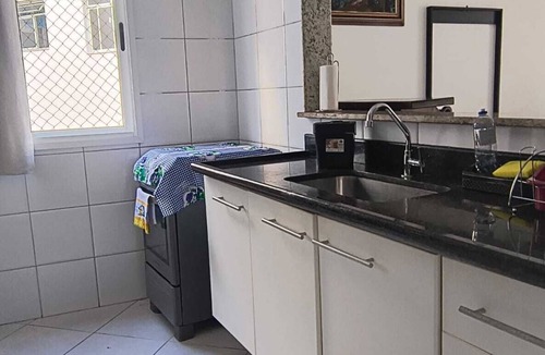 Centro de Vila Velha Apartment | Cozy 2-bedroom apartment on the beach with AC near restaurants and night life