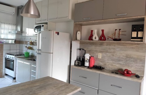 Itagua Apartment | Cozy apartment near the waterfront.
