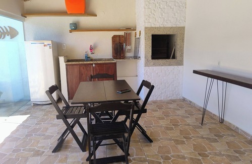 Rasa House | Cozy house with pool, air conditioning, barbecue, and garage.
