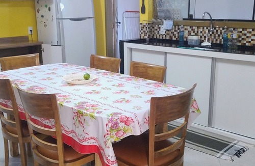 Rasa House | Cozy house with pool, air conditioning, barbecue, and garage.