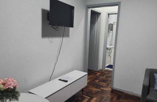 Cidade Baixa Apartment | Cozy, renovated place 15 minutes from downtown Porto Alegre.